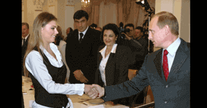 カバエワとプーチン大統領の画像