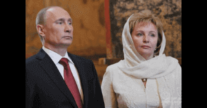 プーチンと元妻リュドミラの画像